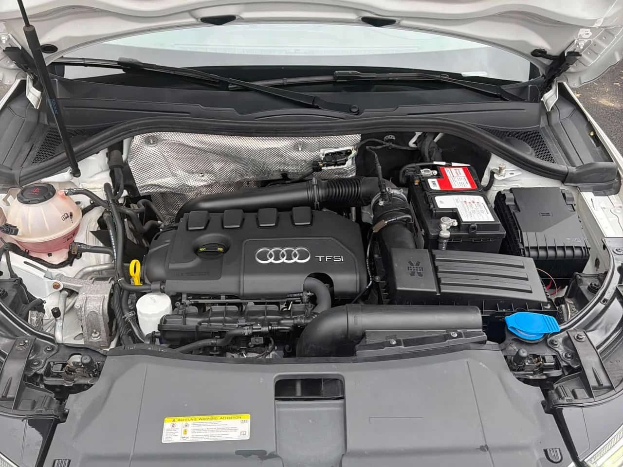 Audi Q3 * Progressiv * АВТОКРЕДИТ БЕЗ ПЪРВОНАЧАЛНА ВНОСКА, снимка 17 - Автомобили и джипове - 54565152