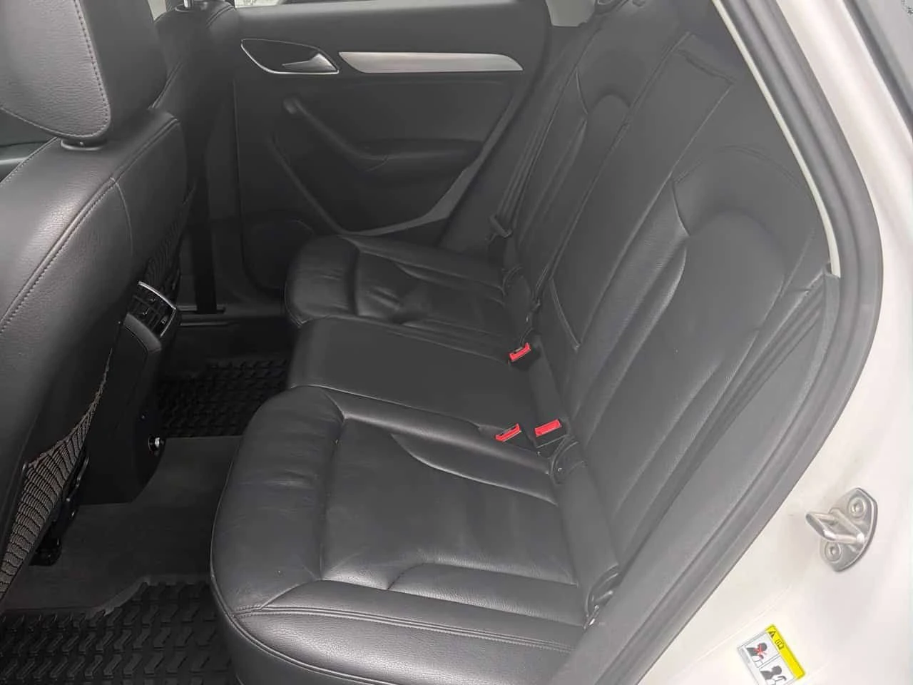 Audi Q3 * Progressiv * АВТОКРЕДИТ БЕЗ ПЪРВОНАЧАЛНА ВНОСКА, снимка 15 - Автомобили и джипове - 54565152