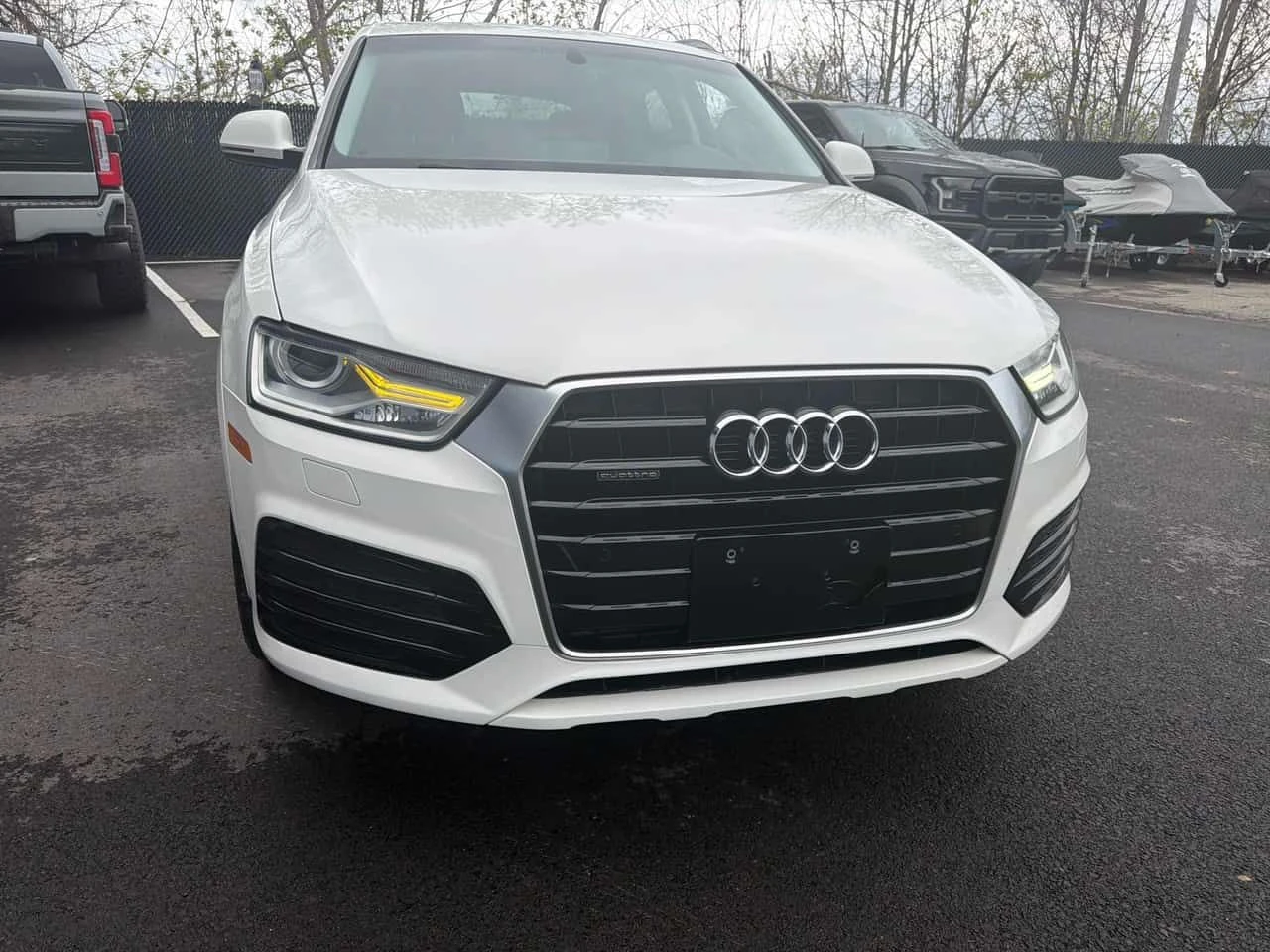 Audi Q3 * Progressiv * АВТОКРЕДИТ БЕЗ ПЪРВОНАЧАЛНА ВНОСКА, снимка 2 - Автомобили и джипове - 54565152