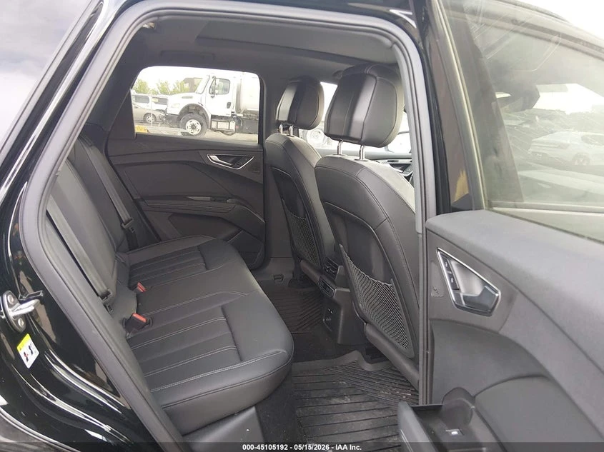 Audi Q4 E-Tron Premium Plus 55 Quattro, снимка 8 - Автомобили и джипове - 54874932