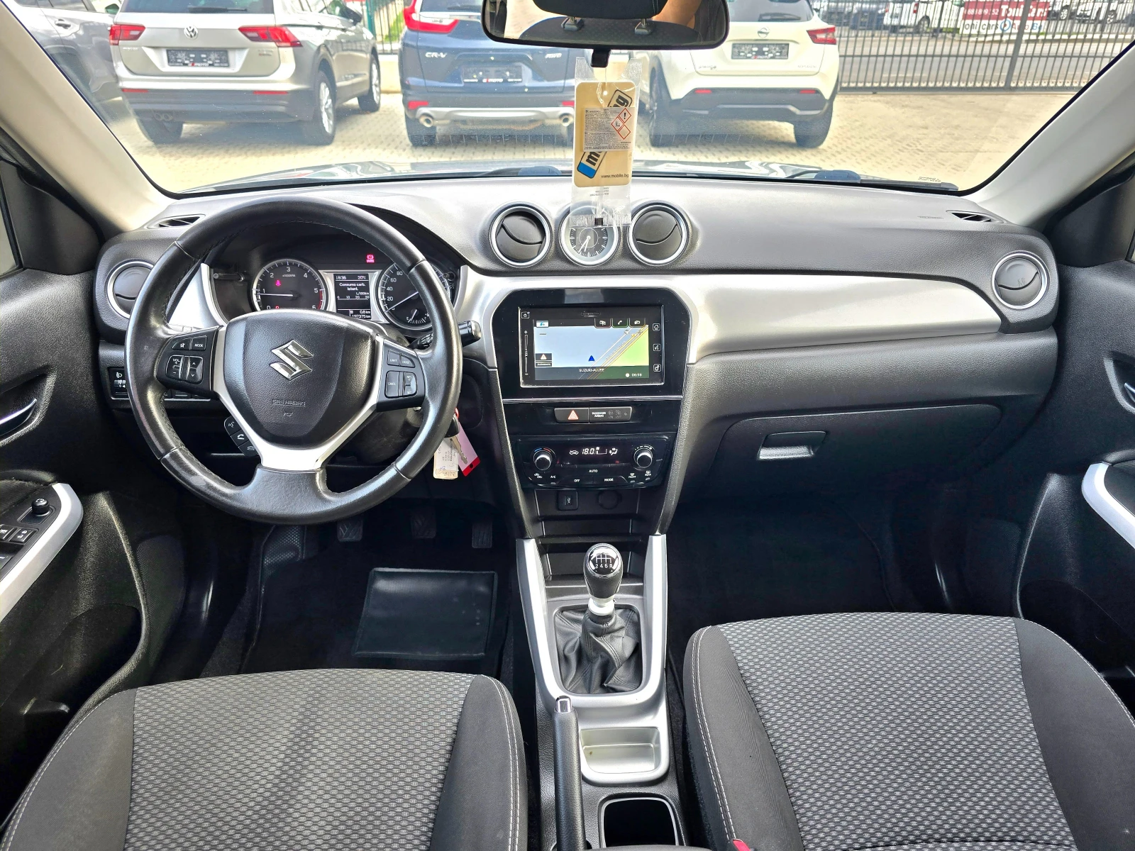 Suzuki Vitara 1.6D, 120к.с., Камера, Нави, Евро 6!, снимка 9 - Автомобили и джипове - 54889978