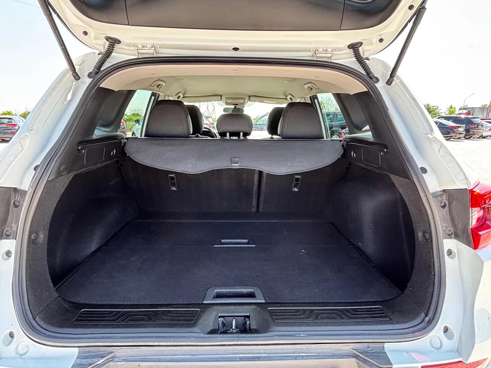Renault Kadjar 1.5D/NAVI/LED/KEYLESS/ЕВРО 6 , снимка 11 - Автомобили и джипове - 55103294