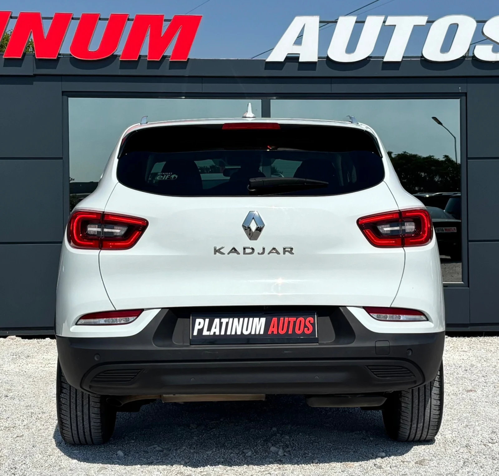 Renault Kadjar 1.5D/NAVI/LED/KEYLESS/ЕВРО 6 , снимка 9 - Автомобили и джипове - 55103294