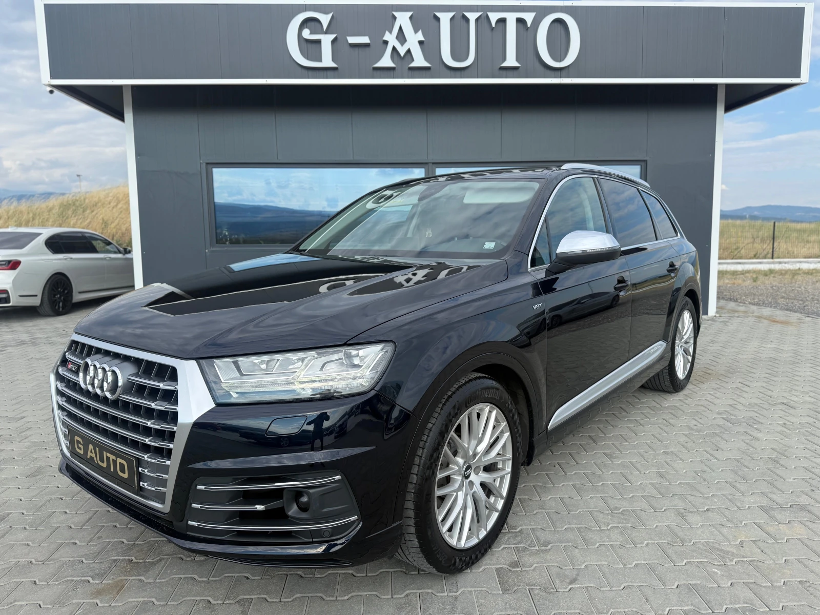 Audi SQ7 SQ7 Напълно обслужена !!! Собствен лизинг !!!