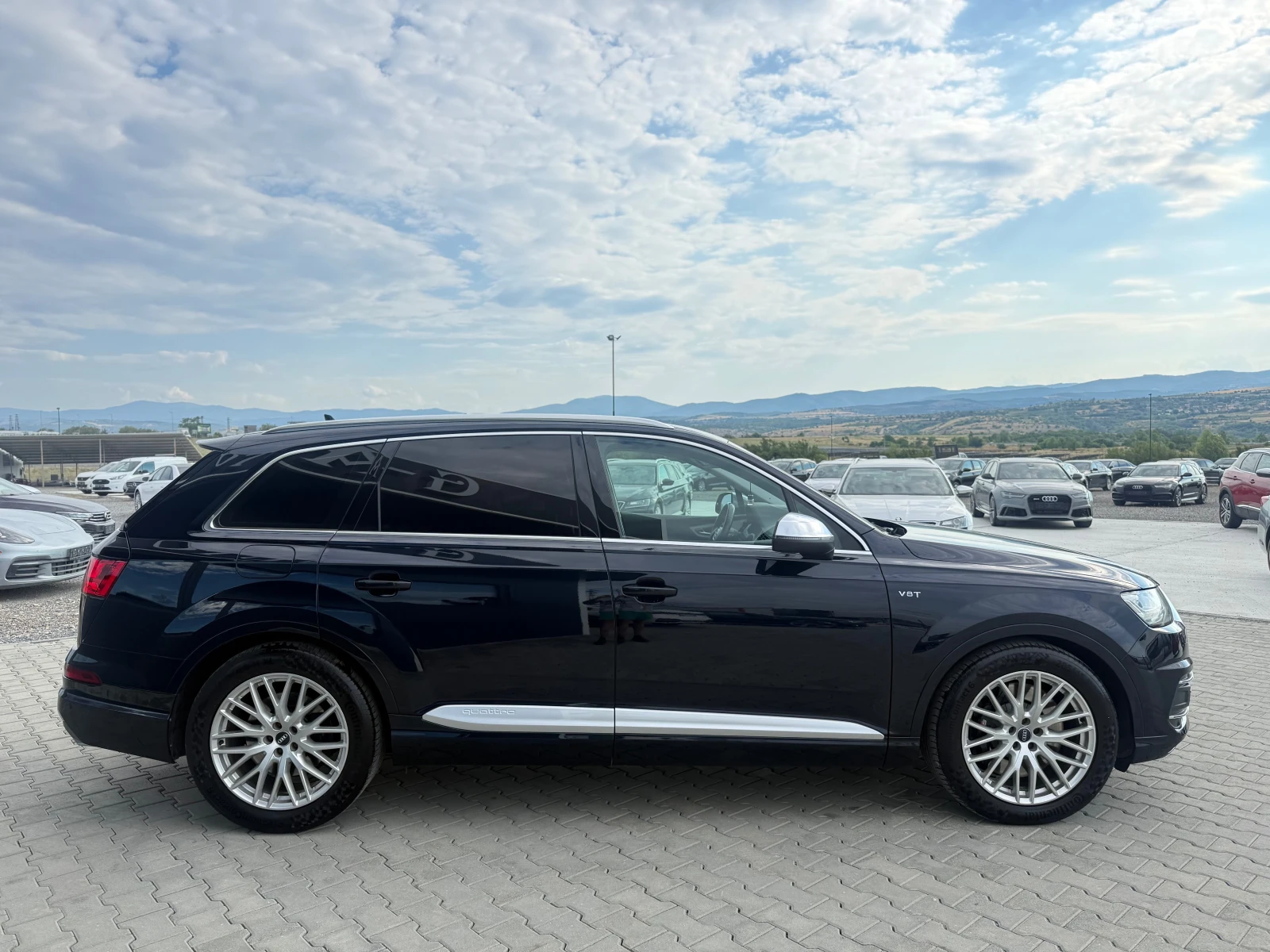 Audi SQ7 SQ7 Напълно обслужена !!! Собствен лизинг !!!, снимка 4 - Автомобили и джипове - 55228603