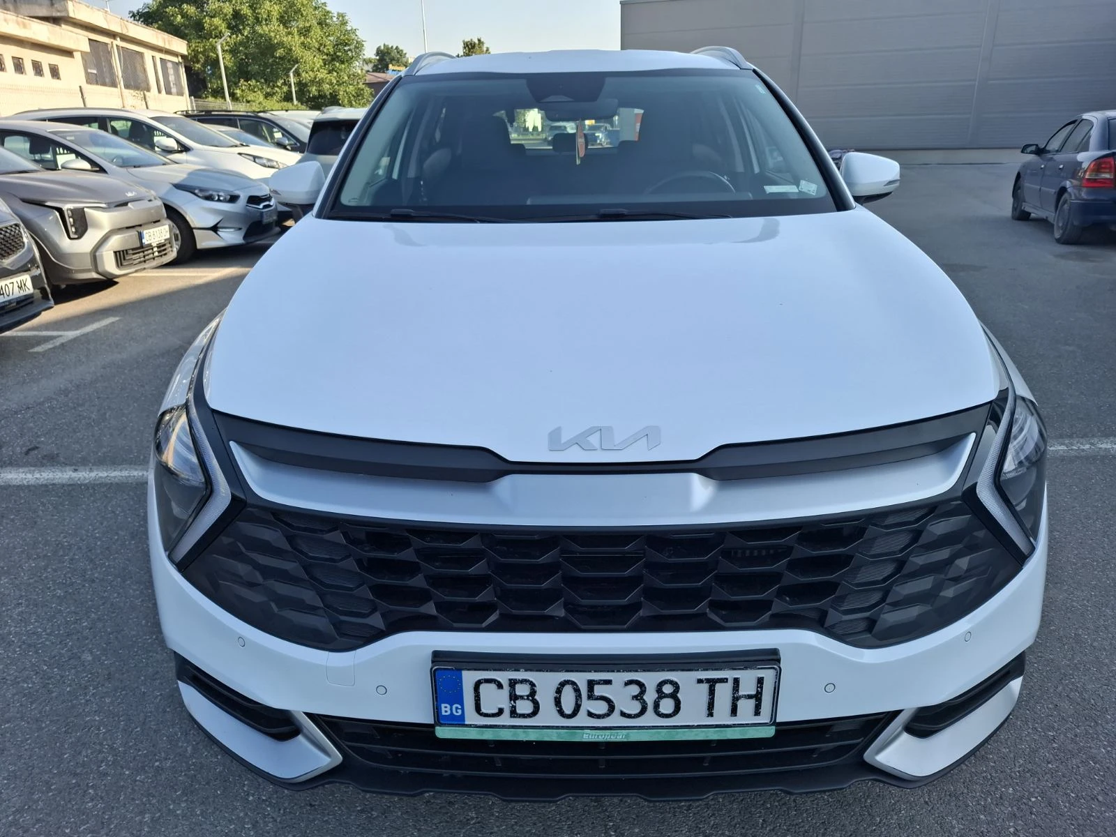 Kia Sportage 1.6 crdi 2WD Comfort, снимка 2 - Автомобили и джипове - 56110602