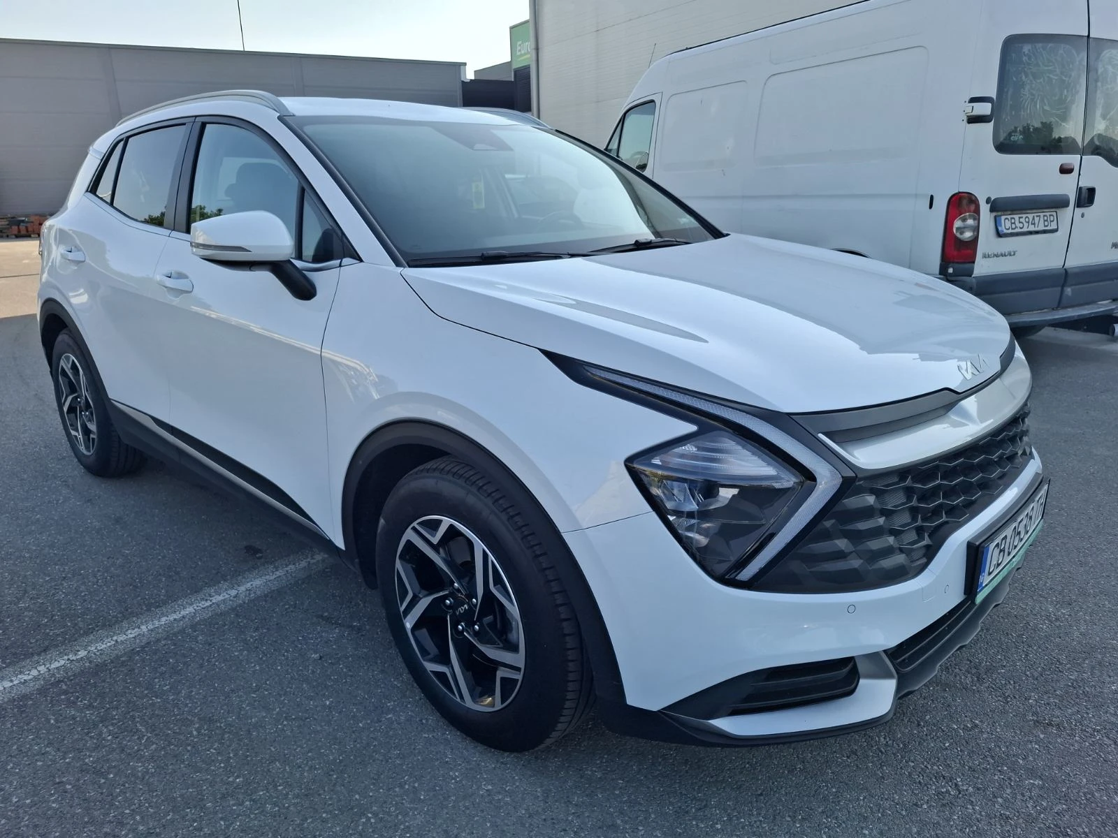 Kia Sportage 1.6 crdi 2WD Comfort, снимка 3 - Автомобили и джипове - 56110602