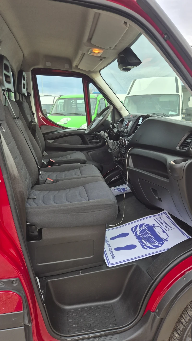 Iveco Daily 35s16* ХЛАДИЛЕН* КЛИМАТРОНИК* ШВЕЙЦАРИЯ* , снимка 13 - Бусове и автобуси - 53090081