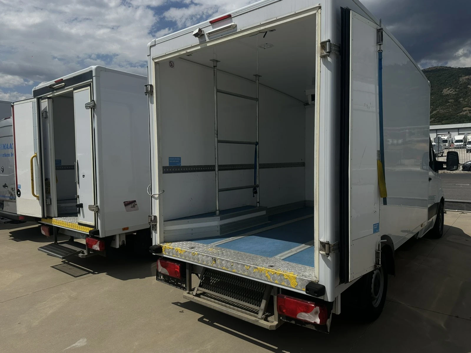 Mercedes-Benz Sprinter Хладилен Фургон 3.60м/Carrier 350 - изображение 6