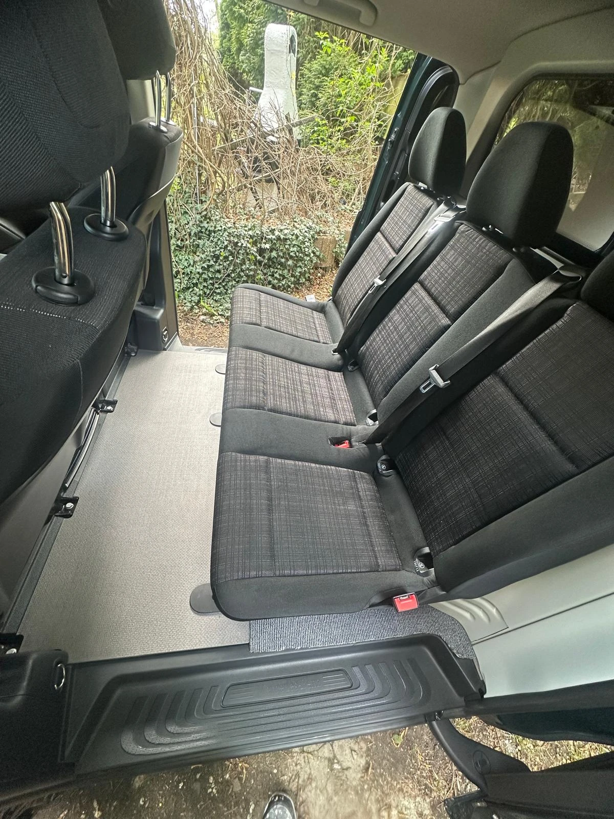 Mercedes-Benz Vito, снимка 11 - Бусове и автобуси - 54672718