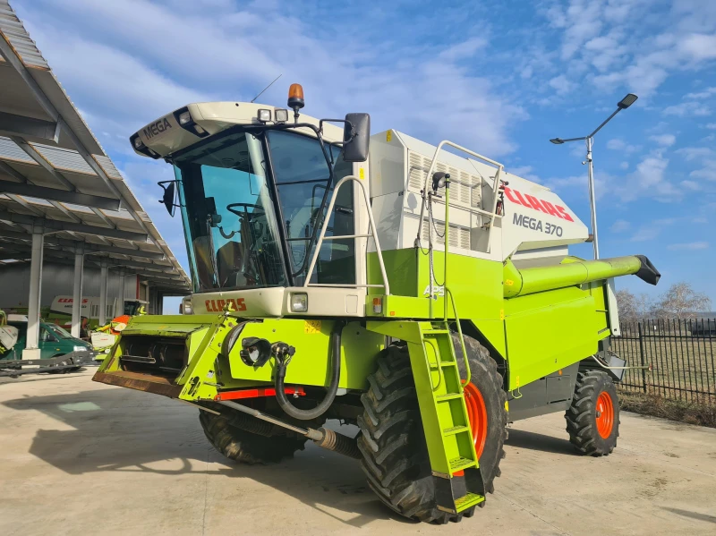 Комбайн Claas Mega 370, снимка 6 - Селскостопанска техника - 49498299