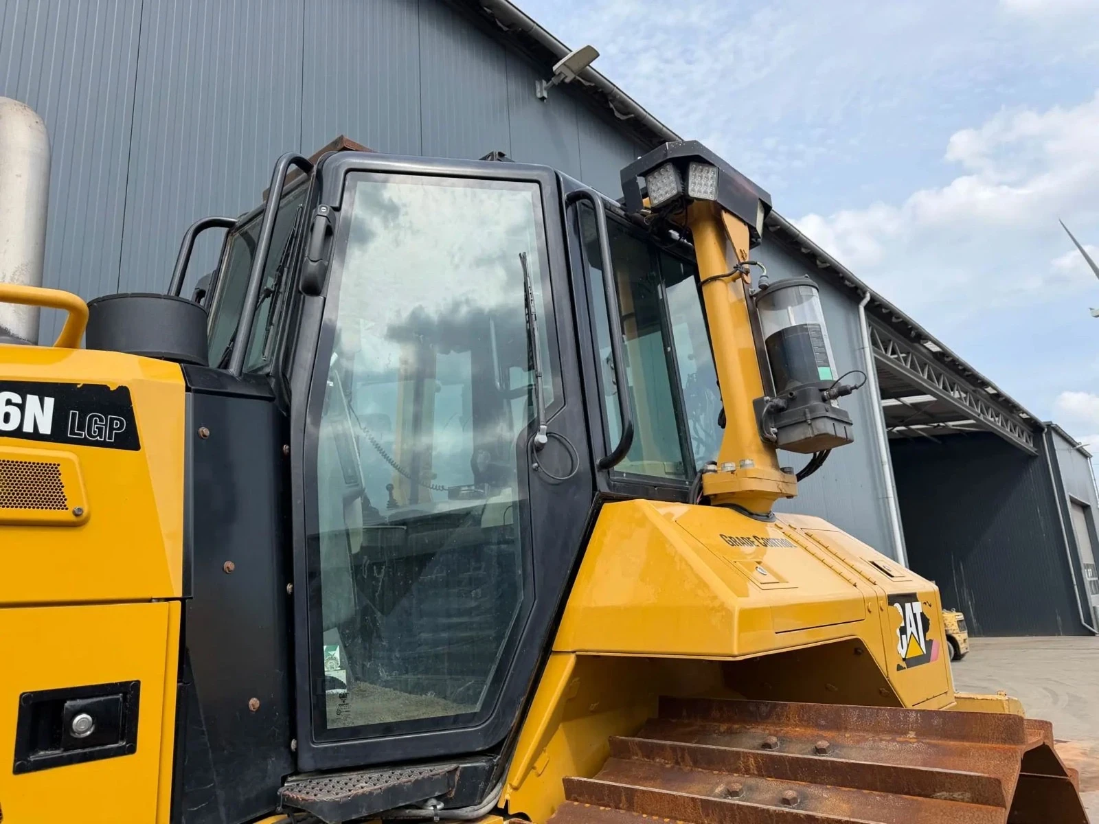 Булдозер Cat D6N, снимка 6 - Индустриална техника - 54784071