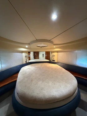 Моторна яхта Azimut 42 FLY, снимка 5