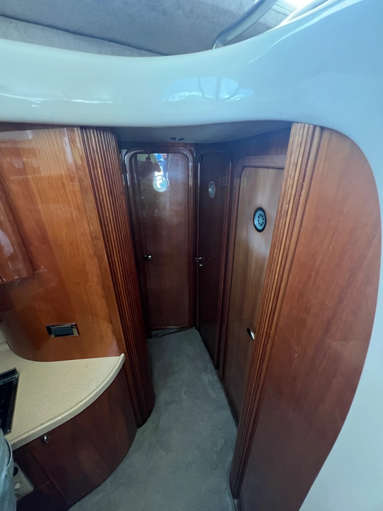   Azimut 42 FLY | Mobile.bg   17