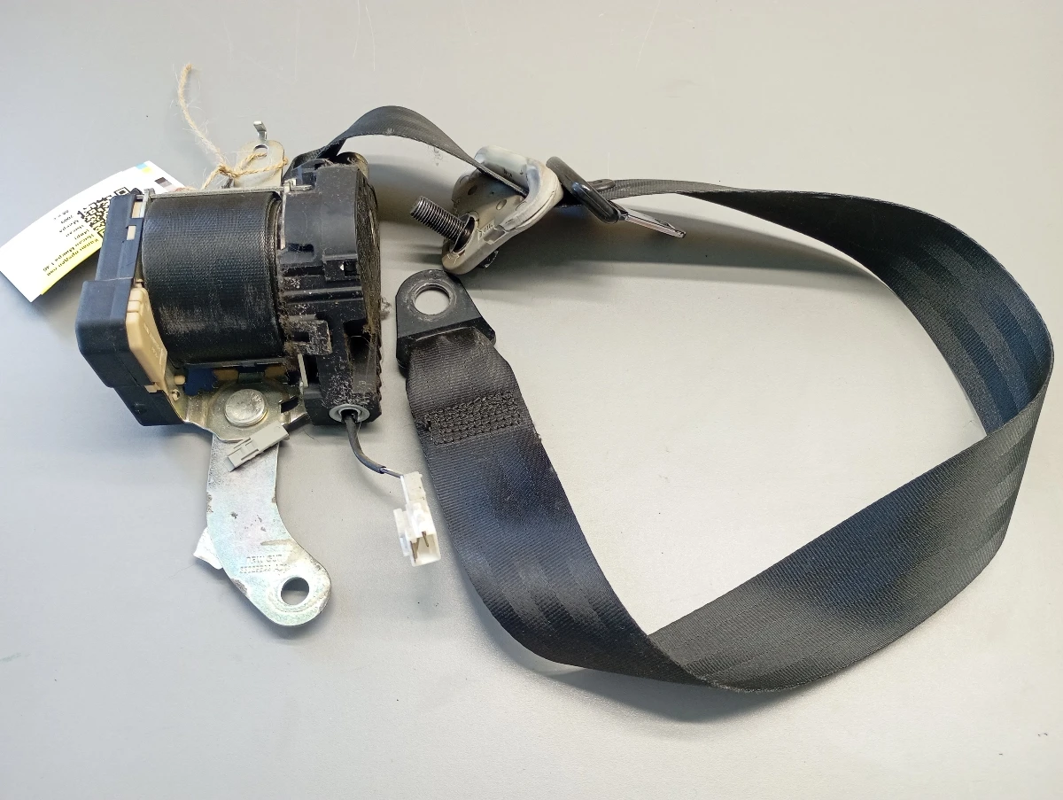 Колан преден ляв Нисан Микра 1.4б (4вр)