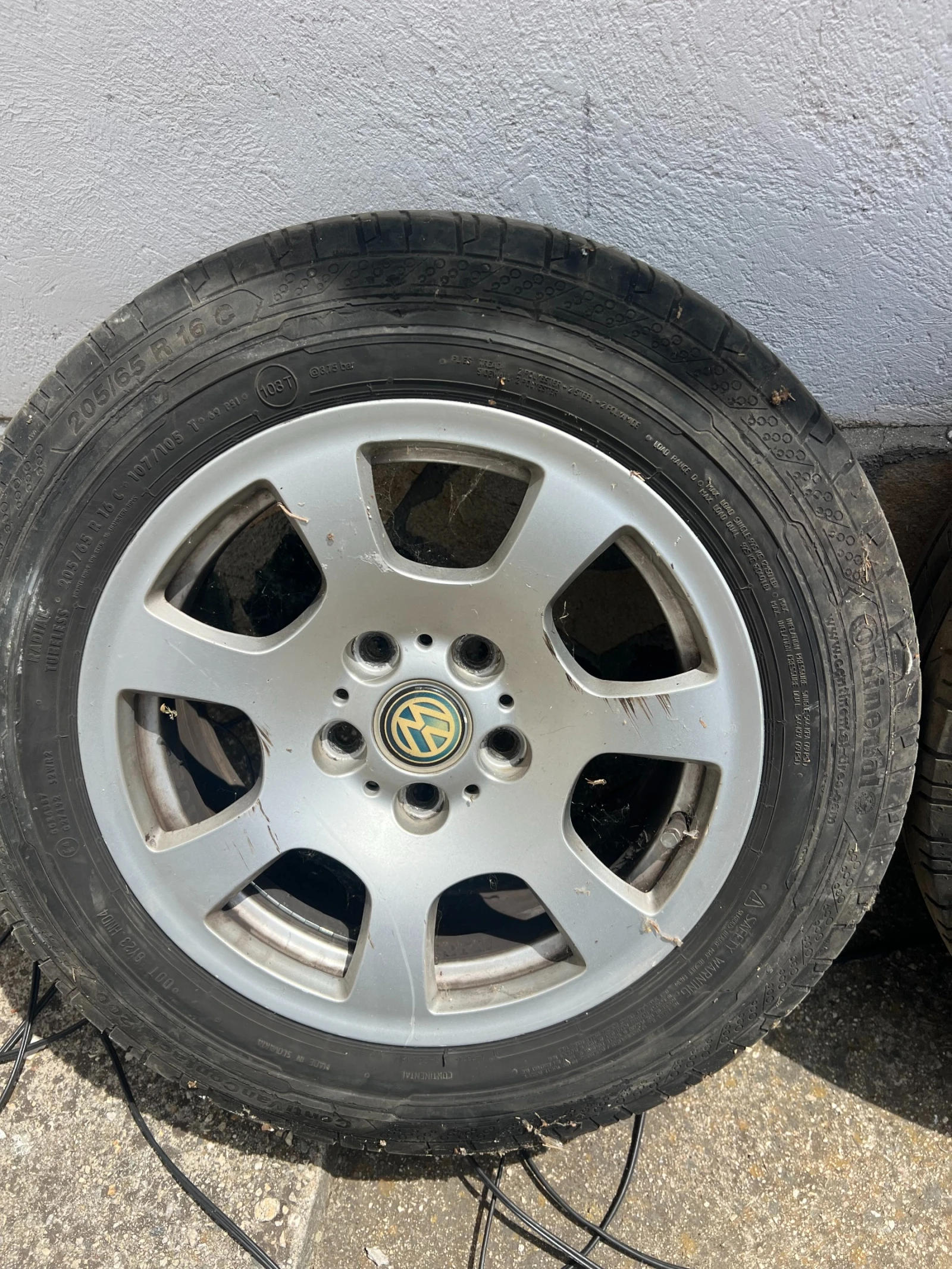 Гуми с джанти Continental 205/65R16, снимка 9 - Гуми и джанти - 54031829
