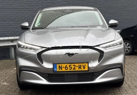 Ford Mustang Mach-E 76 КВ, Лизинг, Перфектна, снимка 7
