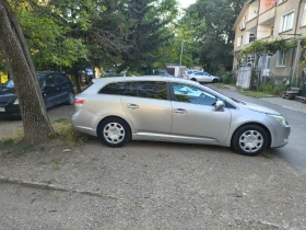 Toyota Avensis 2.0, снимка 1