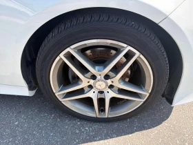 Mercedes-Benz E 400 4MATIC * ПАНОРАМА * CARFAX * 44К КМ * , снимка 15