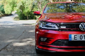 VW Golf Jetta GLI/GTI 2.0 TSI 211кс DSG, снимка 2