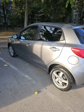 Mazda 2, снимка 13