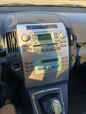 Toyota Corolla verso | Mobile.bg    14