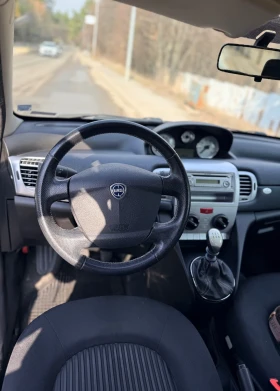 Lancia Ypsilon Lancia Ypsilon 1.4 бензин + фабрична газ - 1700 € / 3324.91 лв. - 35776770 8