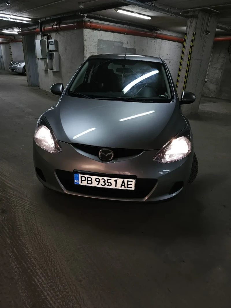 Mazda 2, снимка 8 - Автомобили и джипове - 47568898