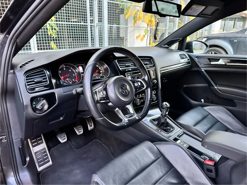 VW Golf GTD///184HP///Dynaudio///Leather///Distronic+ , снимка 10 - Автомобили и джипове - 47870405