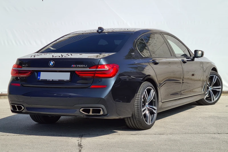 BMW 760 i xDrive, снимка 2 - Автомобили и джипове - 48415532