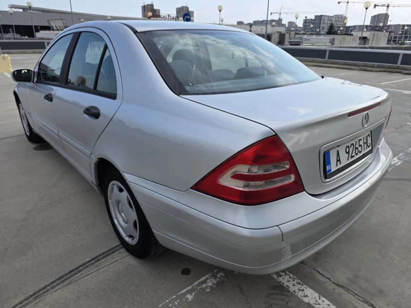 Mercedes-Benz C 180, снимка 3 - Автомобили и джипове - 51190713