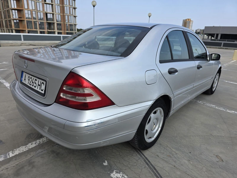 Mercedes-Benz C 180, снимка 5 - Автомобили и джипове - 51190713