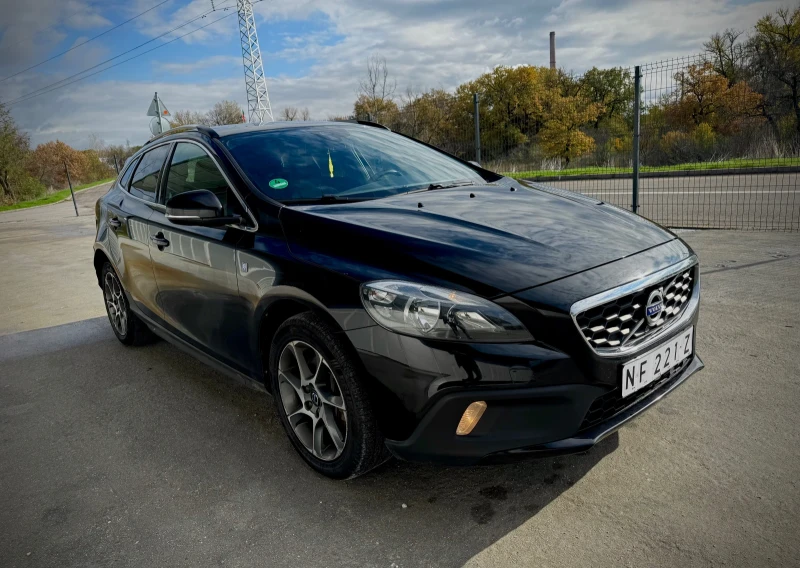Volvo V40 Cross Country 2.0 D2 Ocean Race , снимка 3 - Автомобили и джипове - 52378783