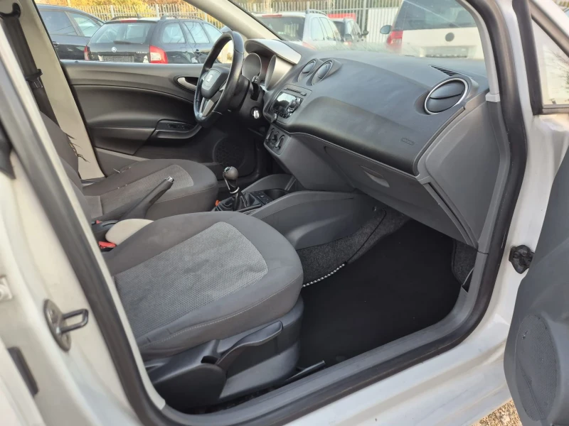 Seat Ibiza 1.2 TDI, снимка 10 - Автомобили и джипове - 52478786