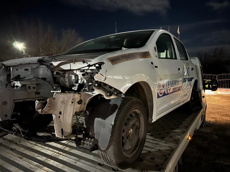 Dacia Sandero На части всичко налично