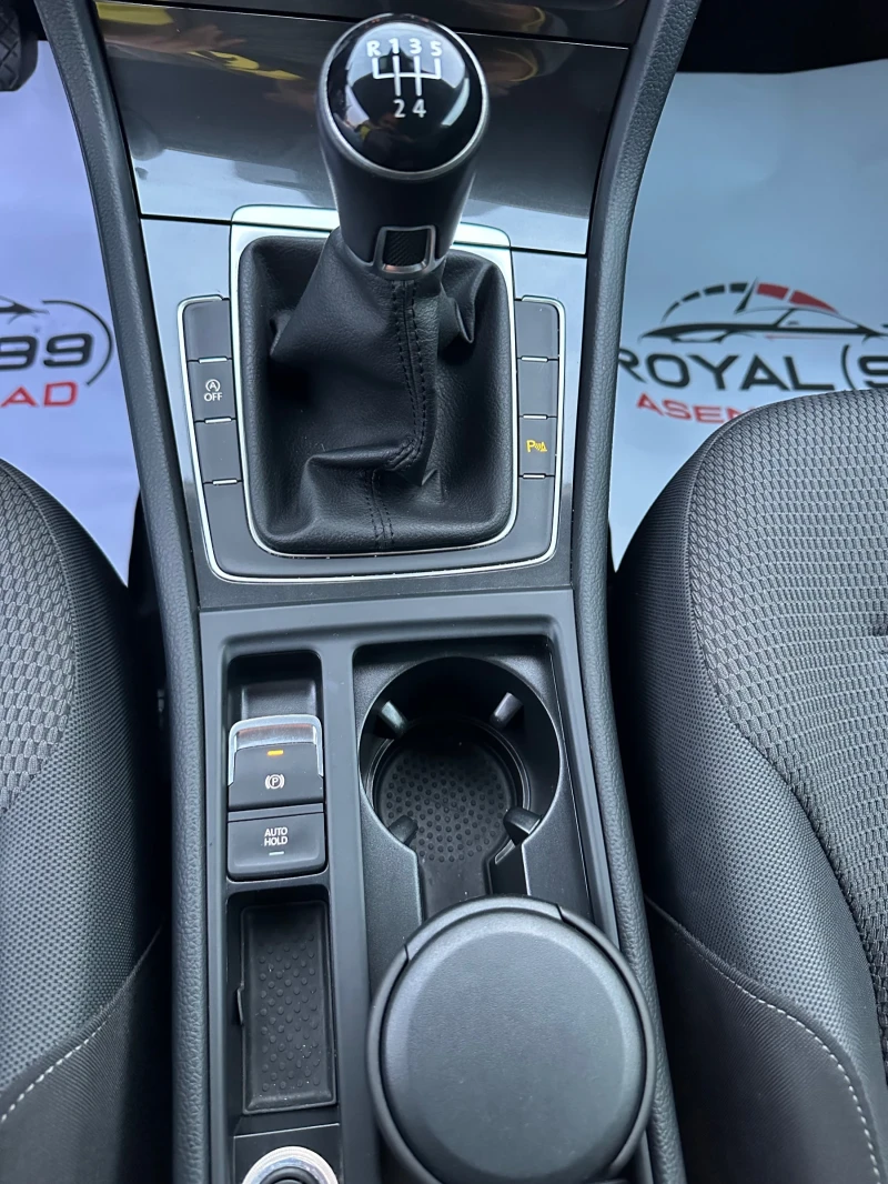 VW Golf 1.6 TDI :: DISTRONIK::ПЪРВИ СОБСТВЕНИК, снимка 10 - Автомобили и джипове - 52735300