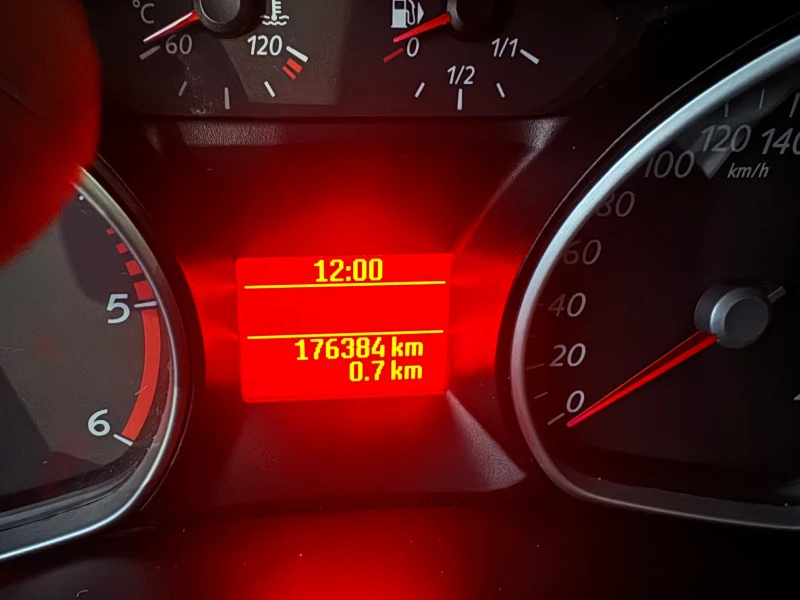 Ford S-Max 2.0D 6ck KLIMATR 176000km, снимка 5 - Автомобили и джипове - 52752135