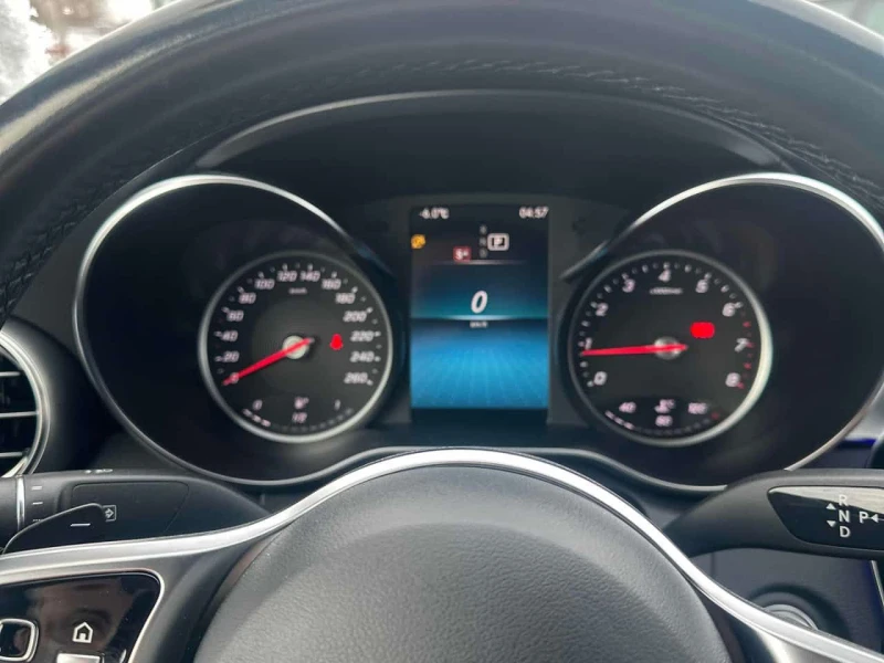 Mercedes-Benz C 300 * CARFAX * PANO* KEYLESS* ПОДГРЕВ* , снимка 8 - Автомобили и джипове - 53531915