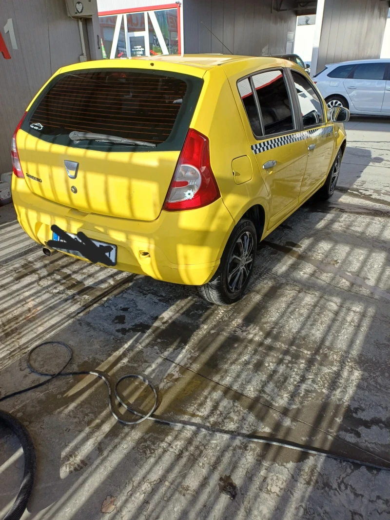 Dacia Sandero 1.6/87к.с, снимка 4 - Автомобили и джипове - 53539412