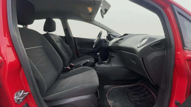 Ford Fiesta 1.5 TDCi, снимка 9 - Автомобили и джипове - 53594019