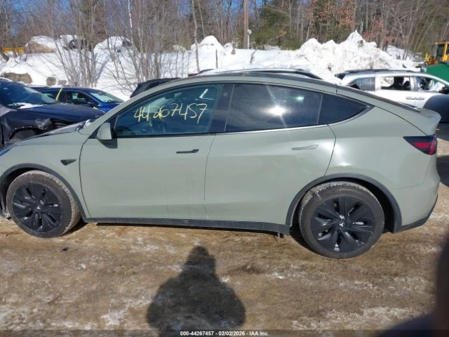 Tesla Model Y LONG RANGE DUAL MOTOR AWD| 7 МЕСТНА, снимка 8 - Автомобили и джипове - 53900313