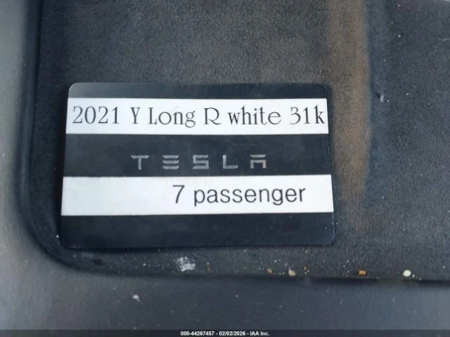 Tesla Model Y LONG RANGE DUAL MOTOR AWD| 7 МЕСТНА, снимка 14 - Автомобили и джипове - 53900313