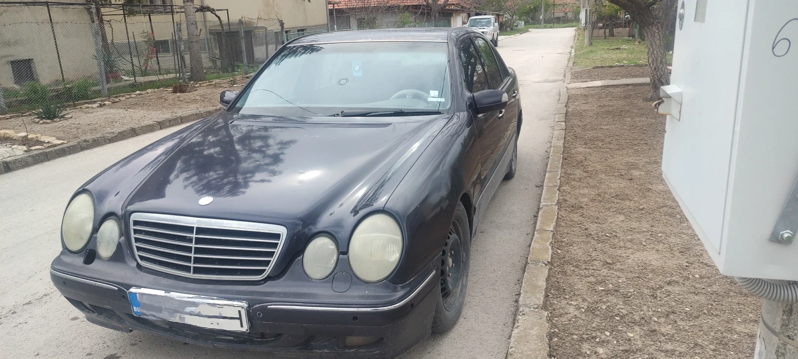 Mercedes-Benz E 320 3.2 - изображение 2
