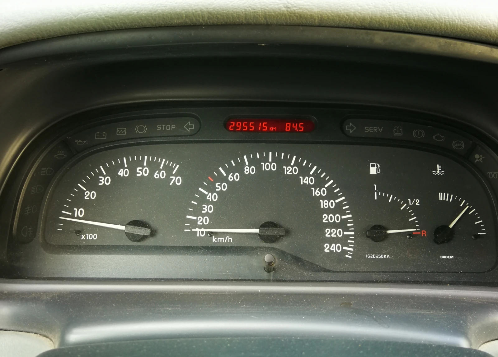Renault Laguna Бензин/ГАЗ - изображение 6