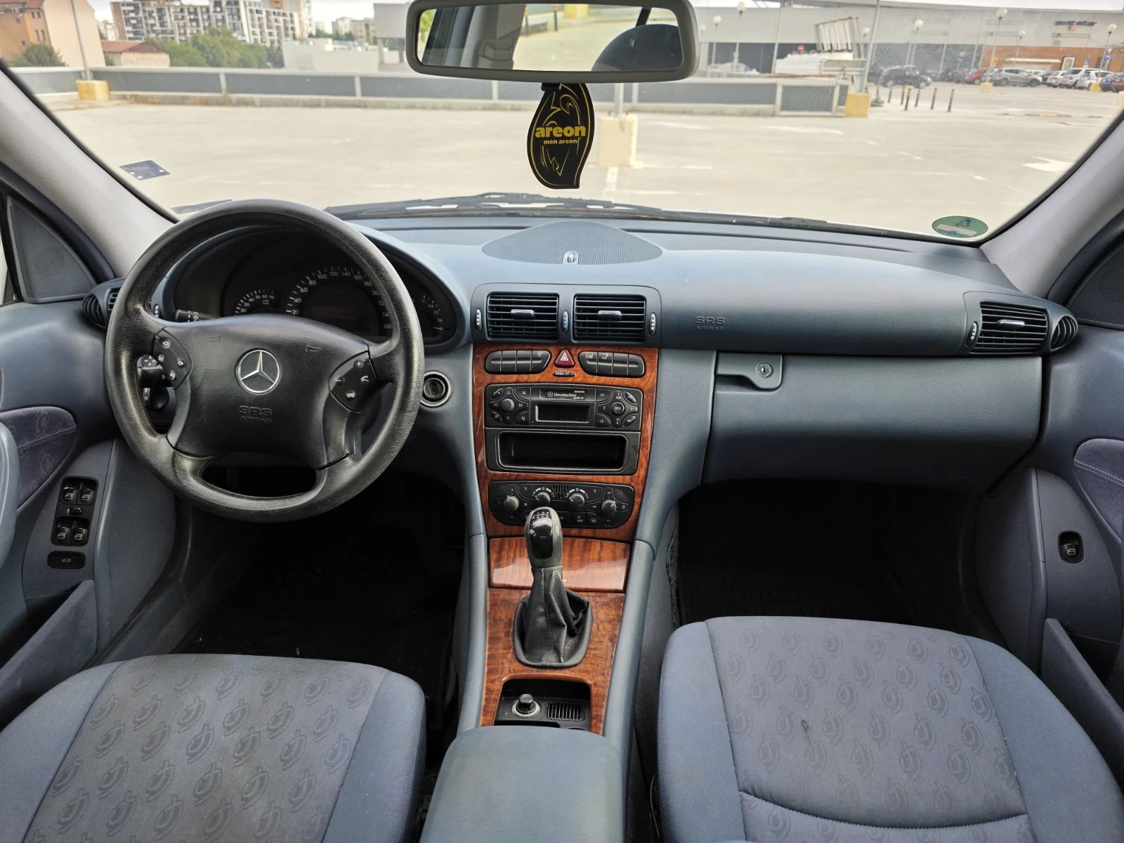 Mercedes-Benz C 180  - изображение 9