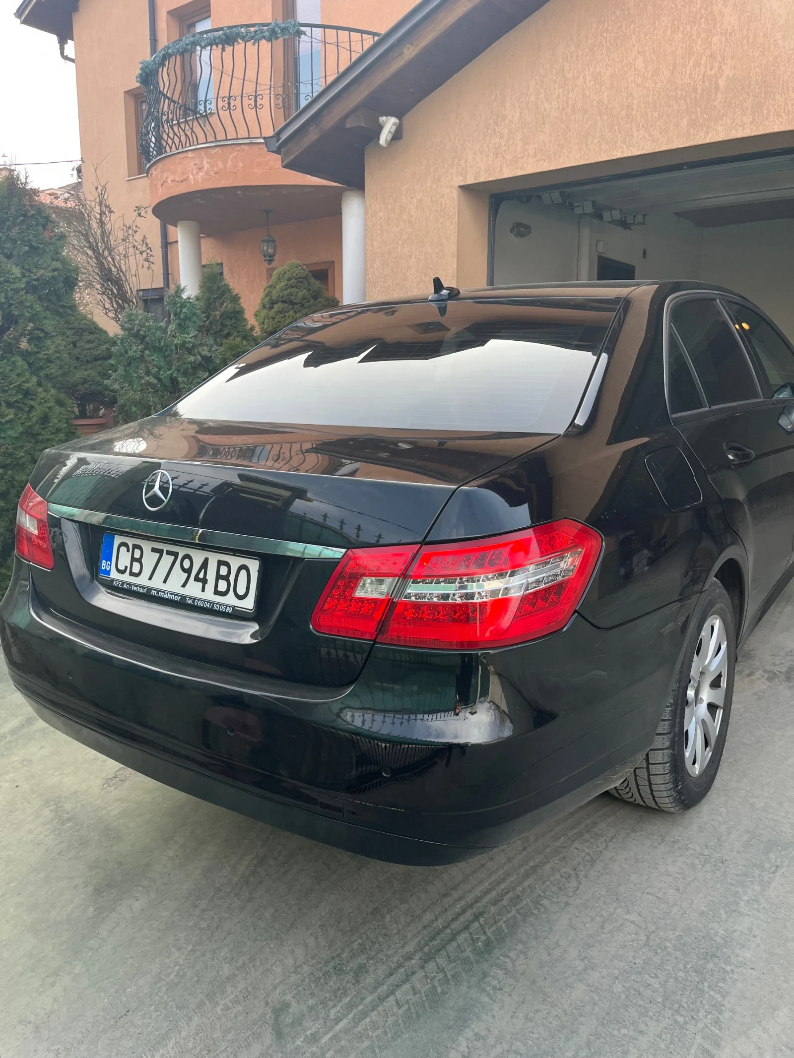 Mercedes-Benz E 220  - изображение 6