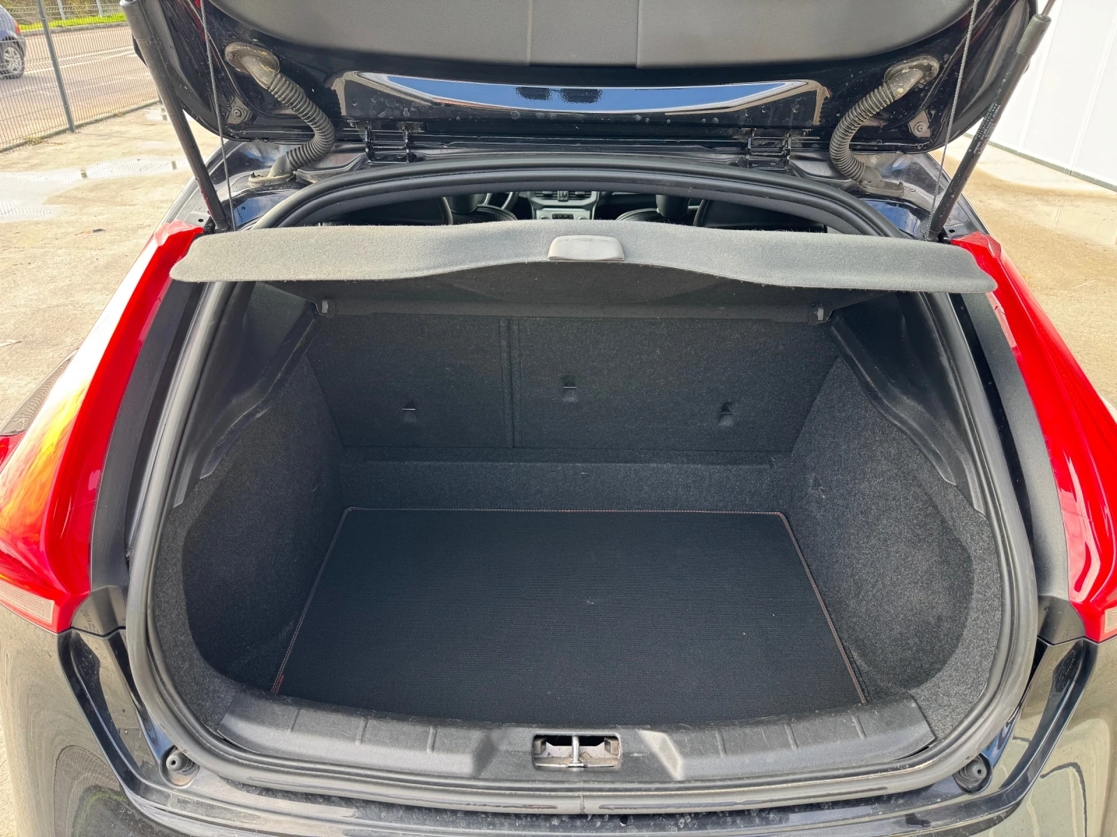 Volvo V40 Cross Country 2.0 D2 Ocean Race  | Mobile.bg   16