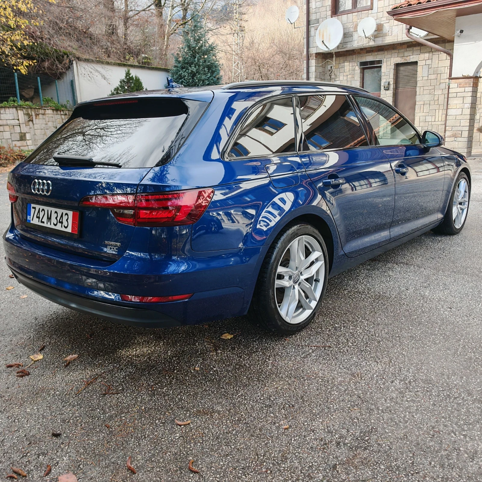 Audi A4 3.0 дизел 3хS line 218к.с quattro  - изображение 4