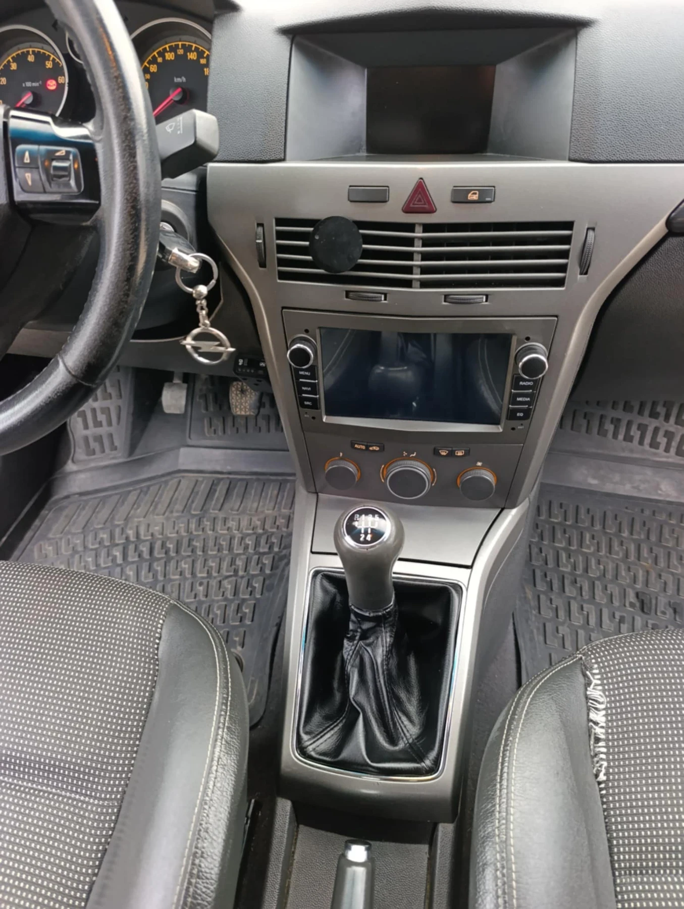 Opel Astra H - изображение 8