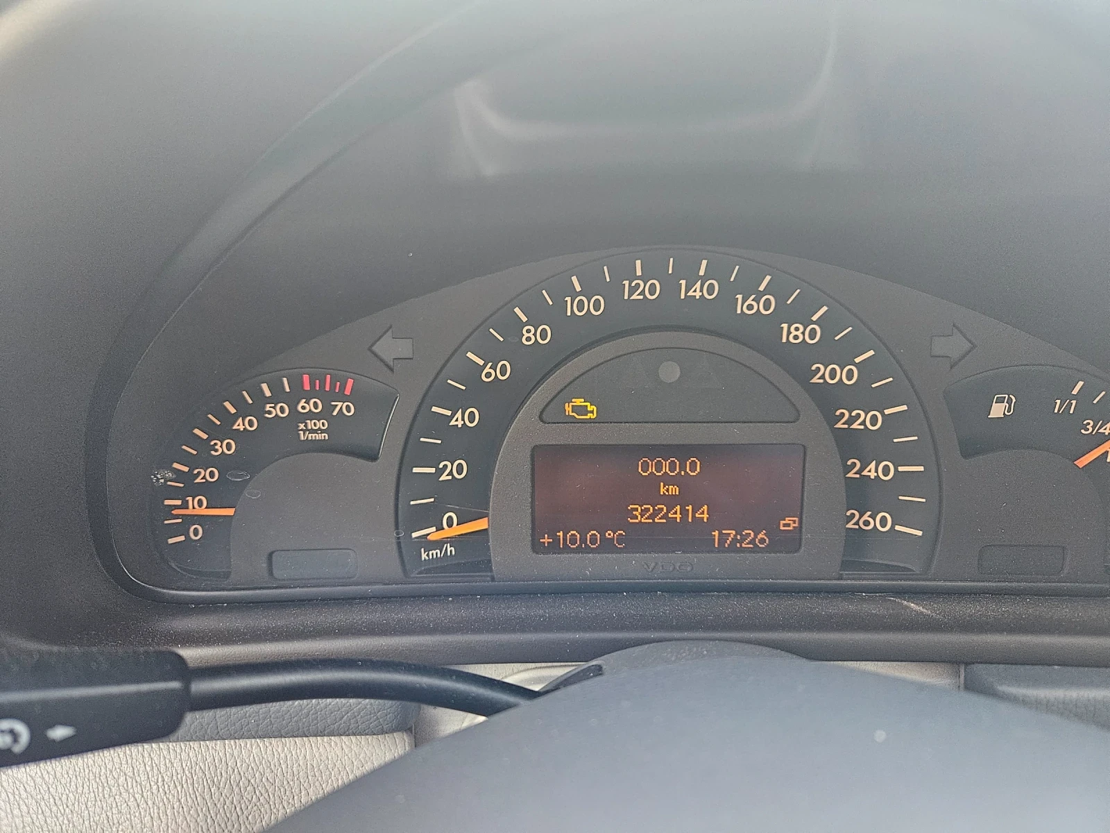 Mercedes-Benz C 200, снимка 7 - Автомобили и джипове - 54071727